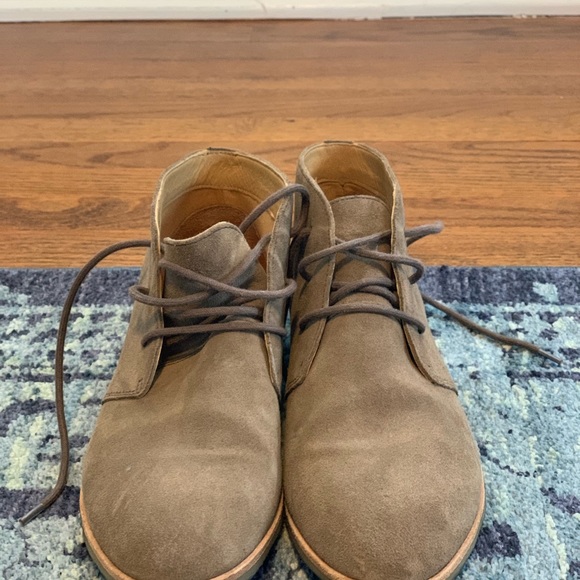 Clarks size 10 women’s shoes - Picture 2 of 2